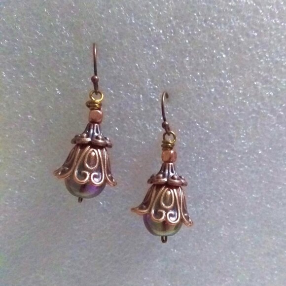 Floral Bell Flower Blossom Dangle Earrings! Perfect Fall Hues! Uniquely Handmade - Picture 6 of 10